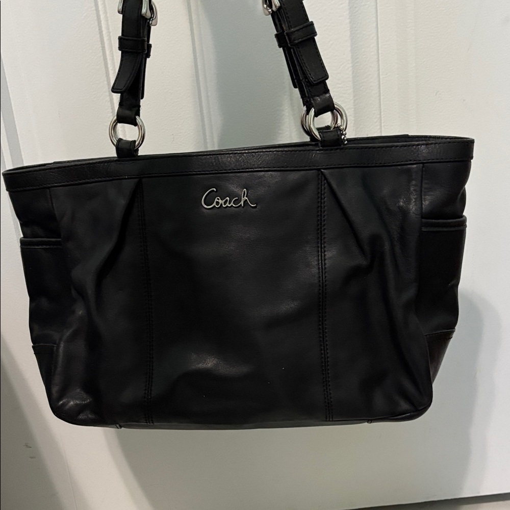 Coach Black Leather Shoulder Bag